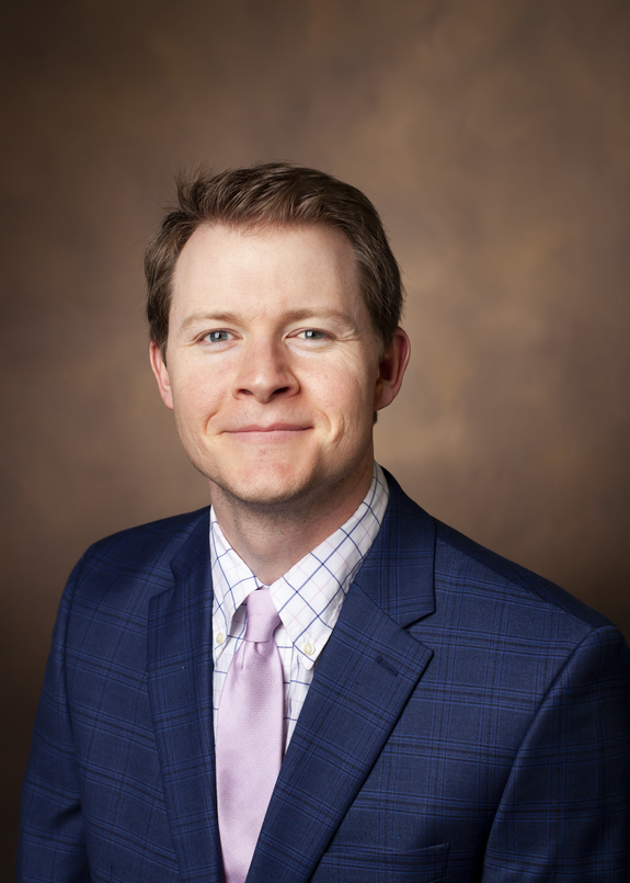 Josh Tramel, Farmacéutico