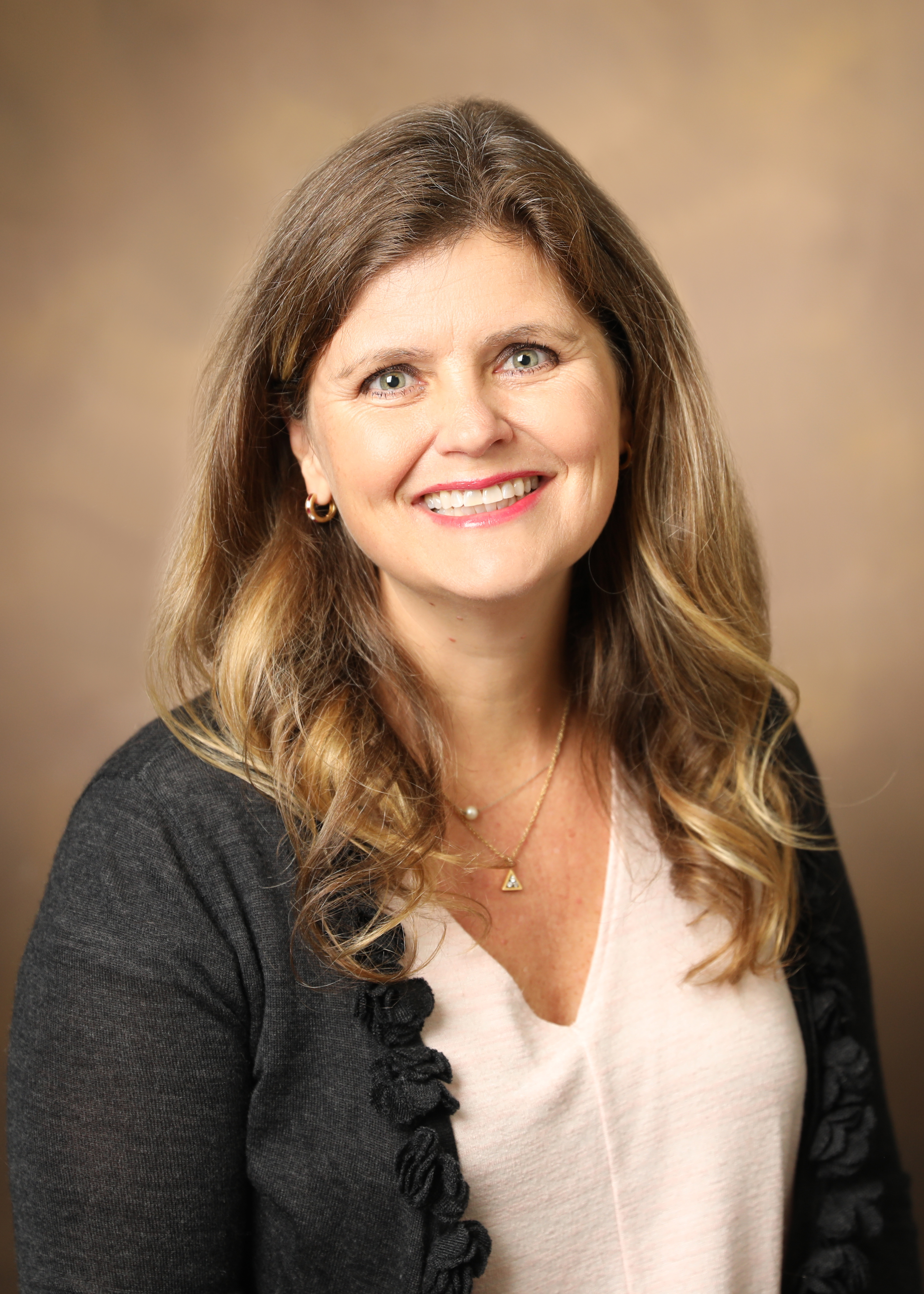 Sarah Garner, Farmacéutica